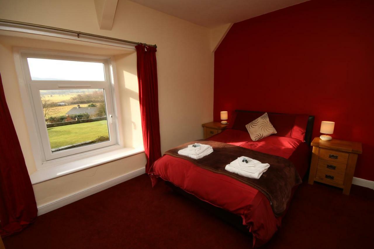 Three Wheat Heads Hotel Thropton Exterior photo
